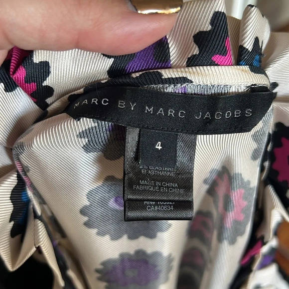 Marc by Marc Jacobs Cream Silk Dress with Florla Pattern and Ruffle Detail - 4 - Picture 11 of 12